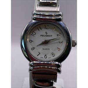 Peugeot Womens Silver Tone Stretch Band Quartz Watch New Battery